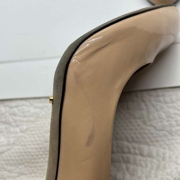 Sergio Rossi Godiva Patent Pumps. 39 - Picture 10 of 16